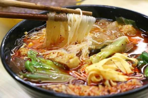 麻辣燙餐館該如何選擇環保地坪漆施工？