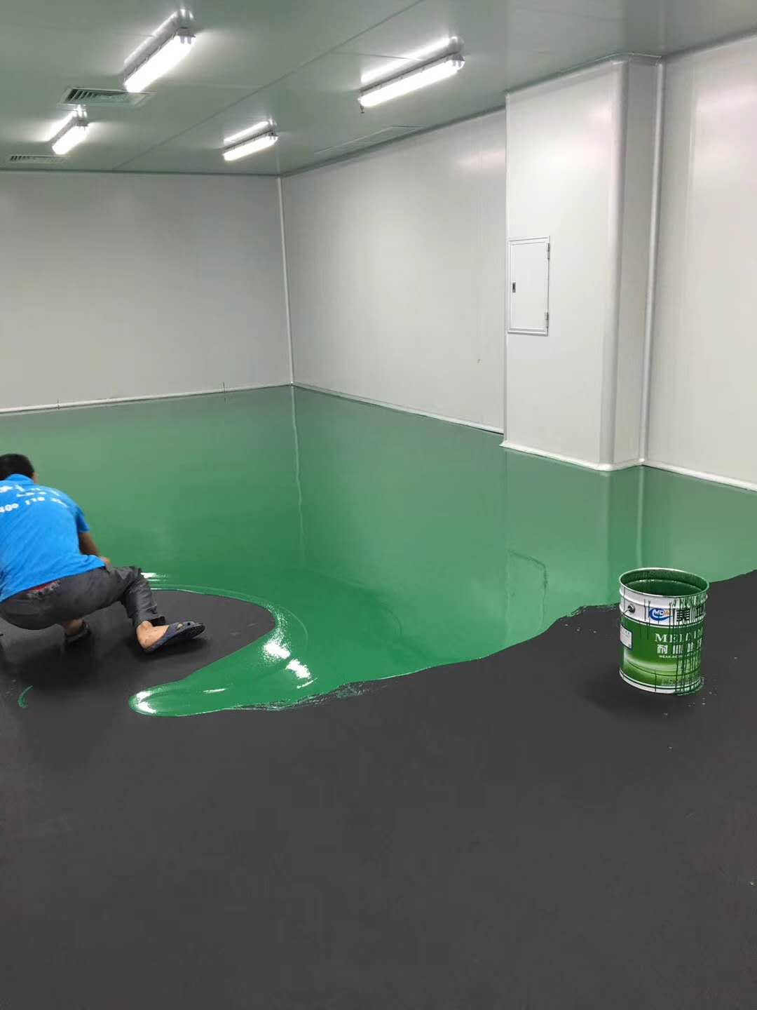 清遠(yuǎn)地坪漆廠(chǎng)家制定施工流程的2個(gè)原則